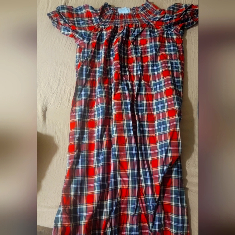 Hill house holiday  maxi dress